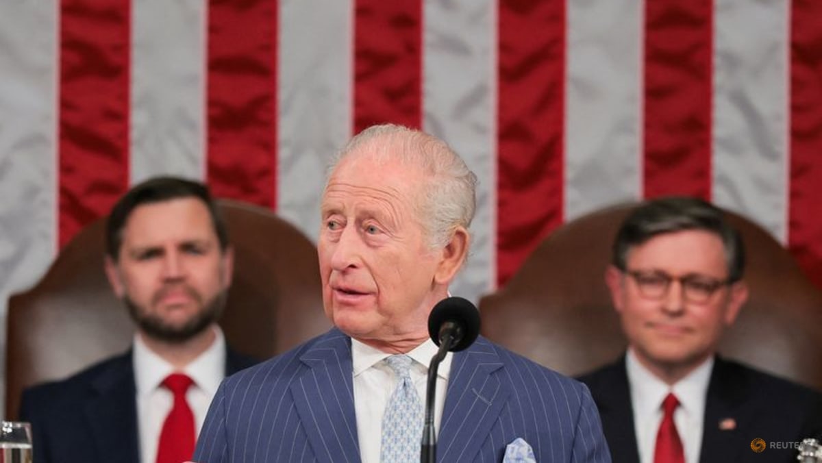 'Two kings': praise and a royal crush as Trump hosts Charles