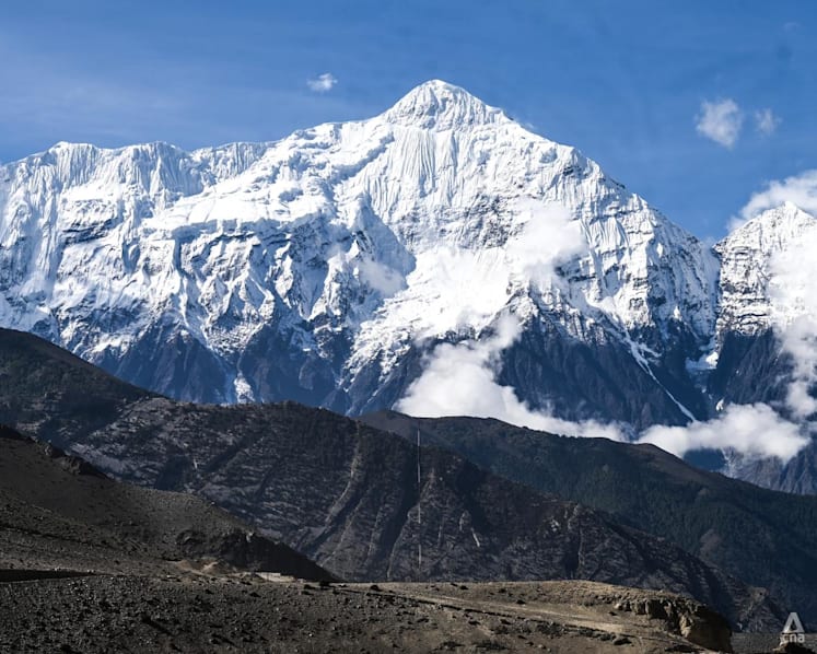 Banjir maut Nepal menyingkap ancaman baru dari perubahan Himalaya