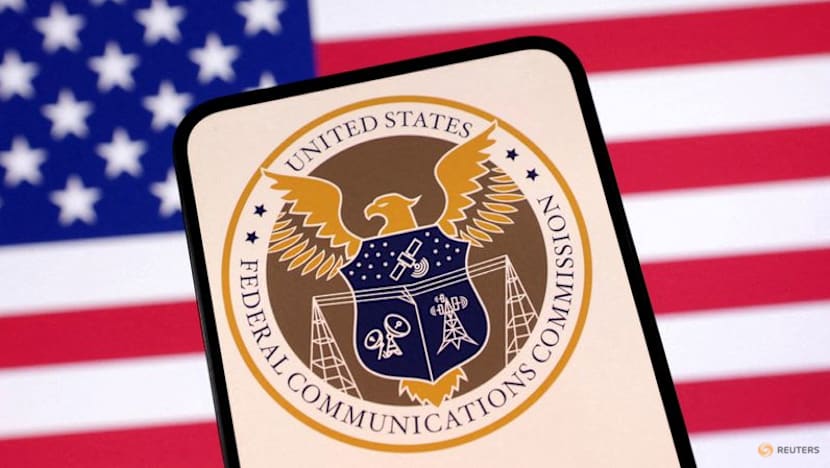 US agency reviews school internet subsidies amid concerns about kids' screen time