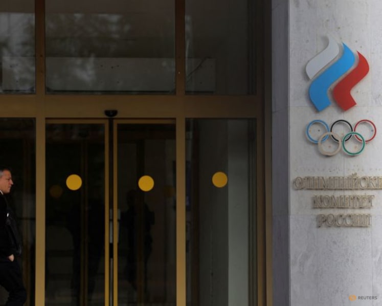 IOC lifts Russia suspension, athletes to return to international competitions