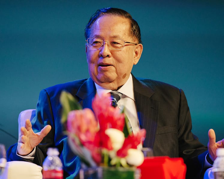 'Civil servants must walk the ground first before making policies'