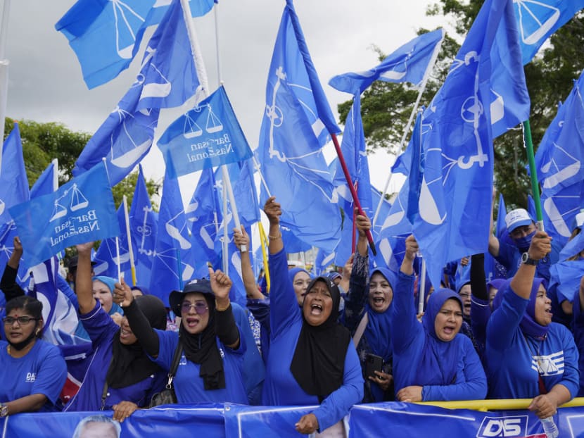 BN election manifesto promises RM2,208 basic household income, free early education for Malaysians BN election manifesto promises RM2,208 basic household income, free early education for Malaysians