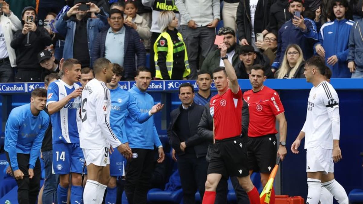 ‘Many small fouls’ triggered Mbappe’s red-card offence, says assistant coach ‘Many small fouls’ triggered Mbappe’s red-card offence, says assistant coach
