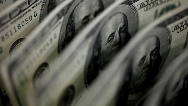 若不即时调高债务上限 美国最快下个月债务违约
