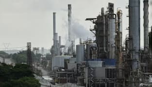 Harga minyak jatuh setelah Amerika guling Presiden Venezuela Nicolas Maduro 