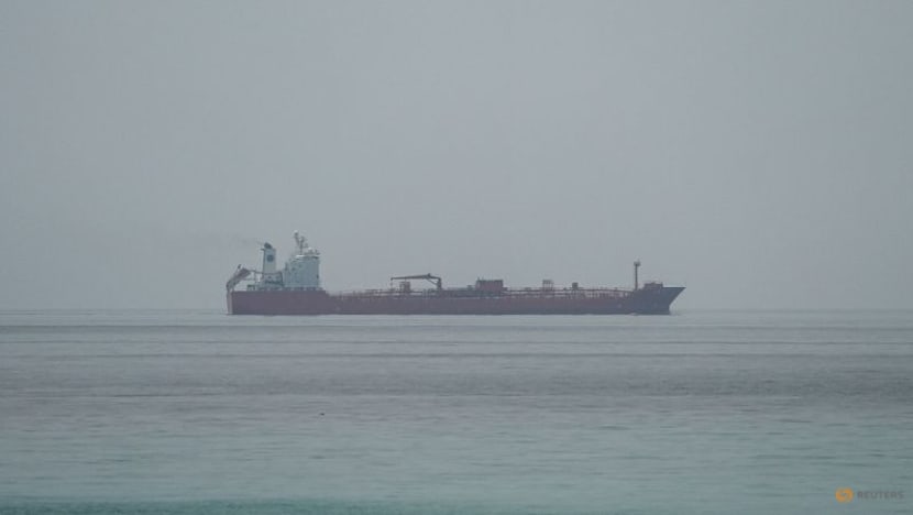 Oil prices slip as traders weigh strong Mideast exports against Gulf tensions