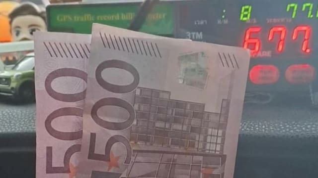豪客为赶飞机 半小时车程“赏”泰德士司机千元小费