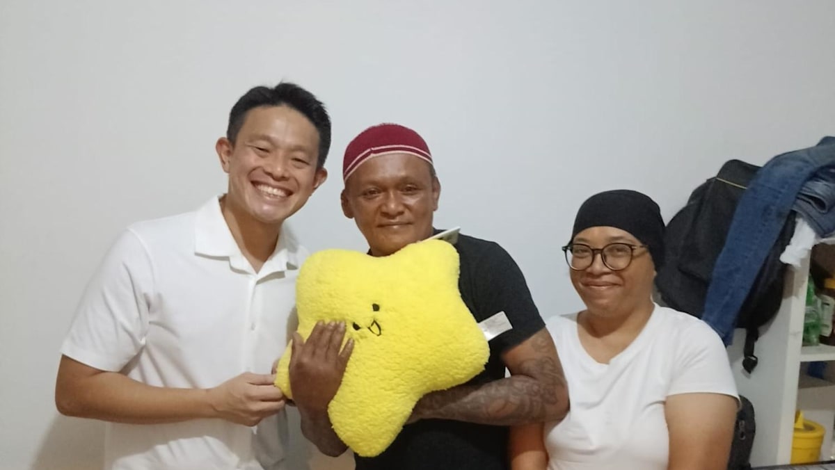 ‘I’m not a hero’: Cleaner who subdued knife-wielding man in Clementi learned silat in prison