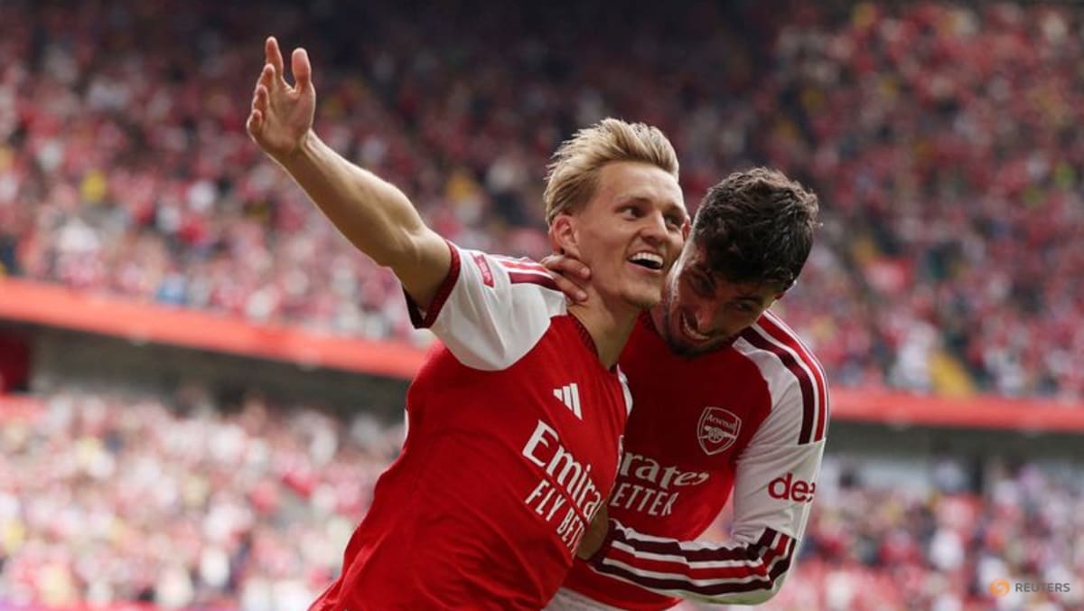 Arsenal Defeat Manchester City 3-0 to Win Community Shield