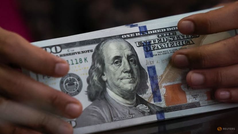 Dollar rises against major peers after better-than-expected US economic data Dollar rises against major peers after better-than-expected US economic data