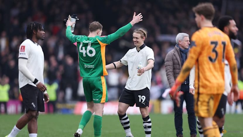 Port Vale cause FA Cup shock to reach quarter-finals
