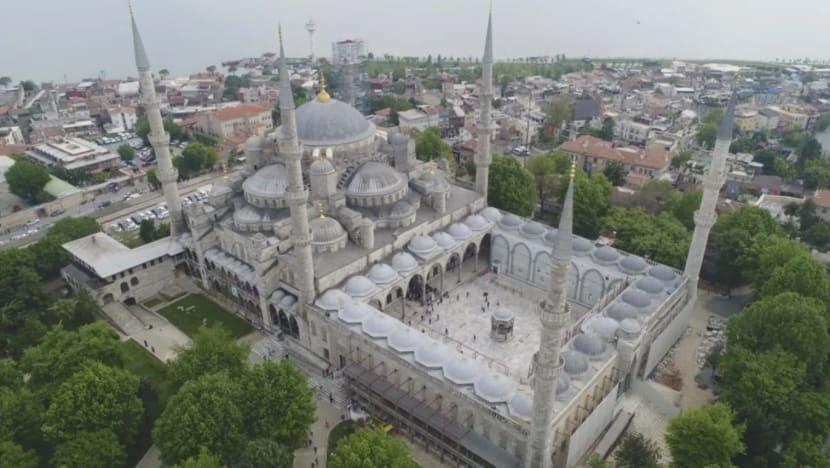 Masjid Biru Istanbul dibuka sepenuhnya selepas dibaik pulih