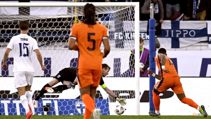 Depay, Dumfries earn Netherlands 2-0 win in Finland