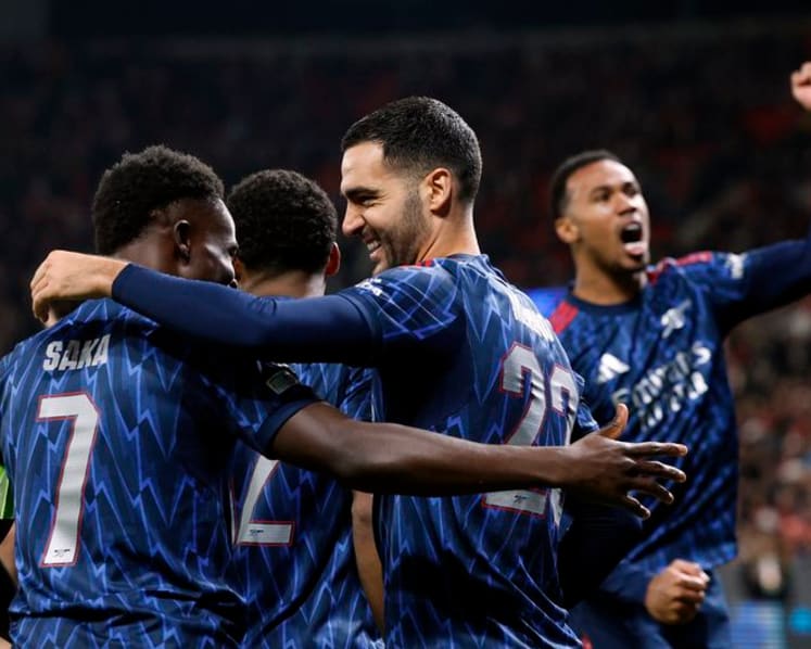 Arsenal beat Slavia 3-0 to go eight games in a row without conceding