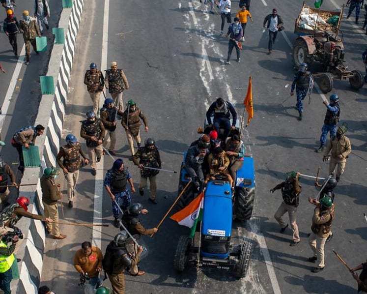 Indian farmers back at protest camp after deep challenge to PM Modi