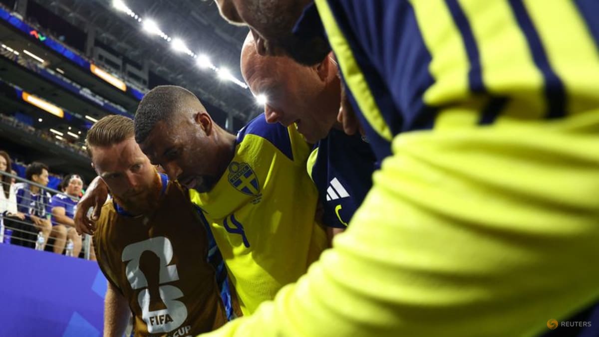 Sweden's Hien out of World Cup after suffering hamstring injury against Japan