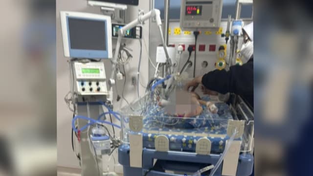 新生儿疑吸入胎粪致生命危险  父亲控诉医院失职