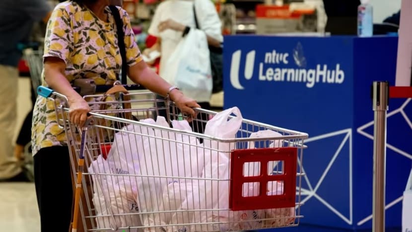 Bill to make plastic bag charge at supermarkets mandatory tabled in Parliament
