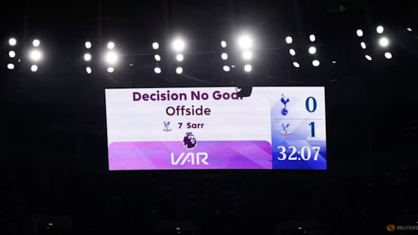 Lebih 75% penyokong EPL tolak penggunaan VAR: Tinjauan