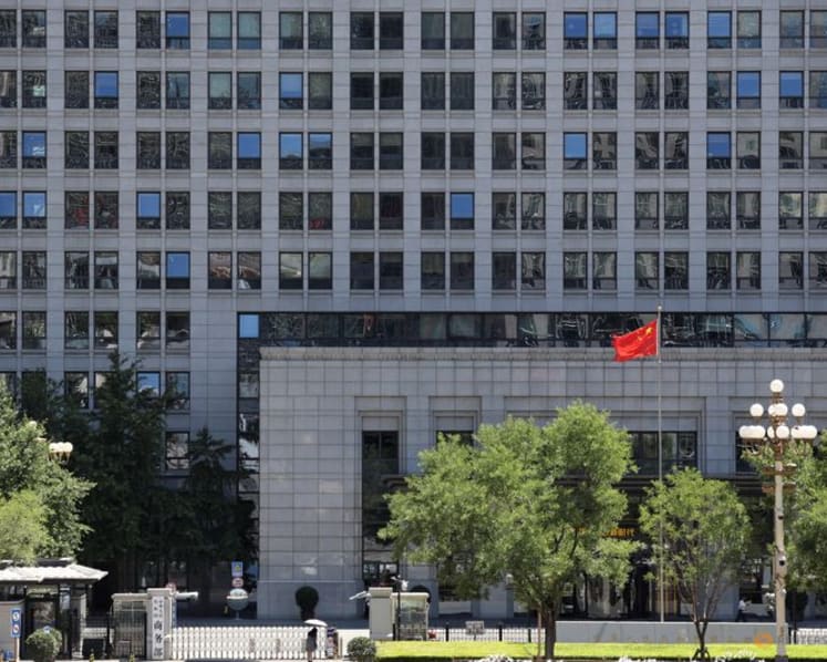 China sanctions 10 US firms over Pentagon blacklist