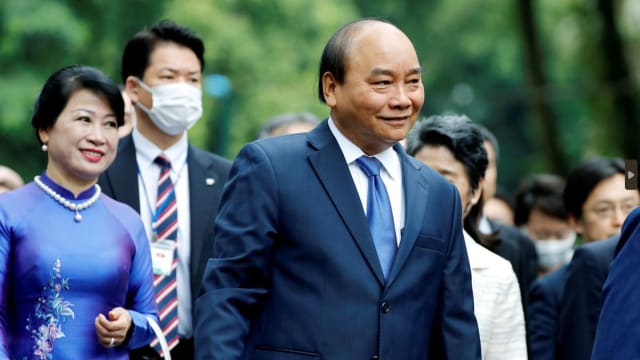 越南国会正式批准阮春福辞呈