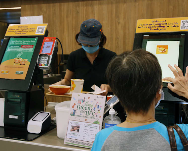  #trending: Don’t ‘treat us like we owe you a living’  — F&B workers ask patrons for empathy 