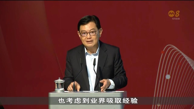 王瑞杰鼓励年轻科学家坚持不懈面对挑战