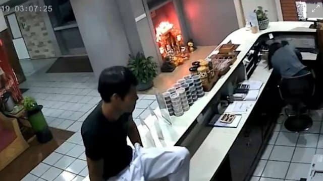 泰国酒店女接待员深夜遭殴致死 警方百人追缉在逃嫌犯