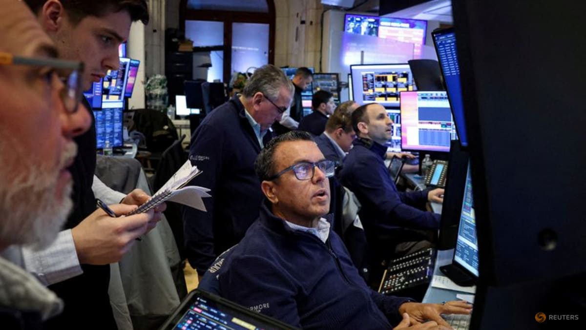 US, European stocks fall as Iran war drives oil rally, bond selloff