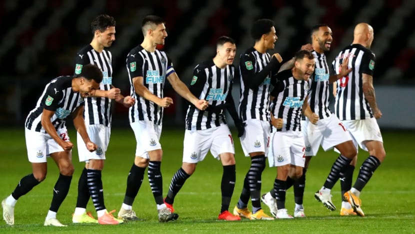 Perlawanan antara Aston Villa dengan Newcastle ditunda kerana COVID-19 Perlawanan antara Aston Villa dengan Newcastle ditunda kerana COVID-19