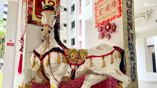 印族居民以回收材料装点新春 环保创意温暖社区