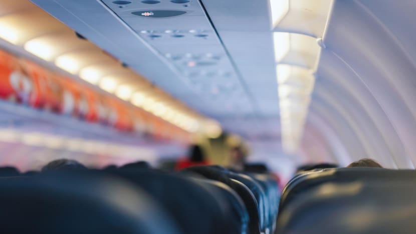 Terbang ke Singapura, WNI dituduh pamer alat kelamin ke pramugari
