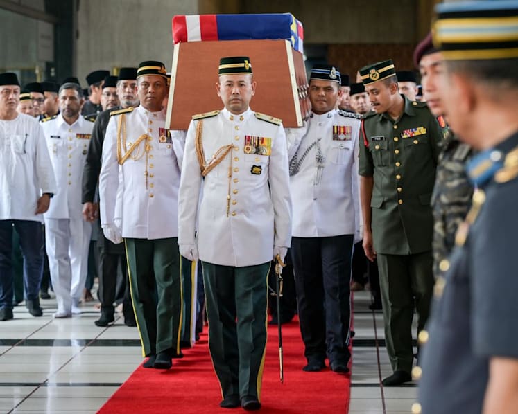 State funeral for Abdullah Badawi: Malaysian leaders turn up in full force to pay respects to former PM