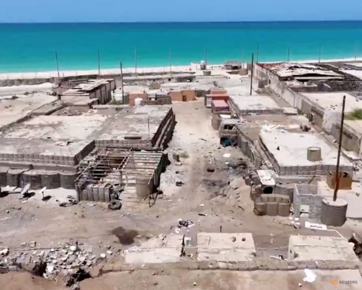 Houthis strike Saudi targets anew as talks over Strait of Hormuz stall
