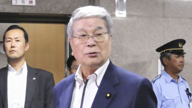 日本农业水产部长就“污染水”言论道歉
