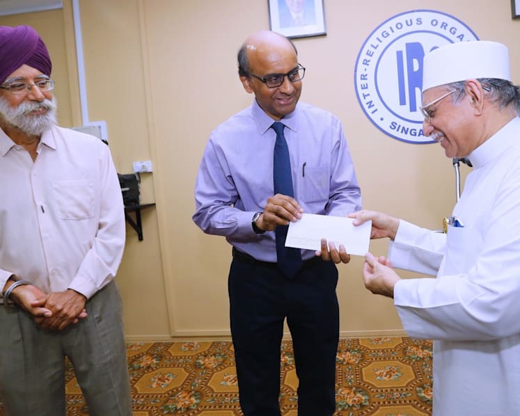 Tharman lauds S’poreans’ aid to Nepal
