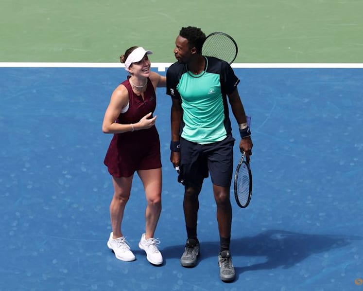 Williams, Alcaraz exit US Open mixed doubles, married Monfils, Svitolina advance