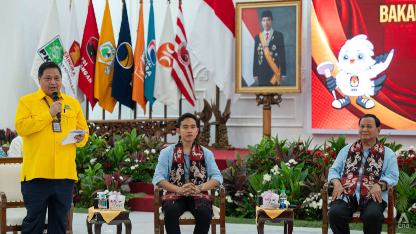‘External forces’ behind Indonesian minister’s shock resignation as Golkar Party chairman, threatening democracy: Analysts ‘External forces’ behind Indonesian minister’s shock resignation as Golkar Party chairman, threatening democracy: Analysts