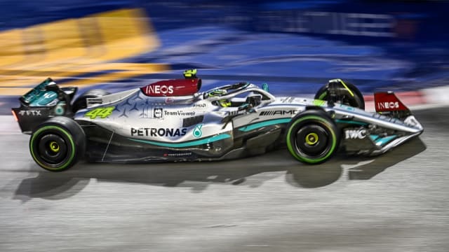 【直播】F1新加坡大奖赛排位赛开跑 20名车手争夺杆位