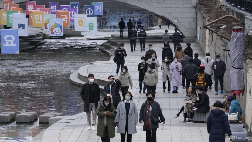 Commentary: Why is South Korea easing restrictions when COVID-19 cases are at an all-time high? Commentary: Why is South Korea easing restrictions when COVID-19 cases are at an all-time high?