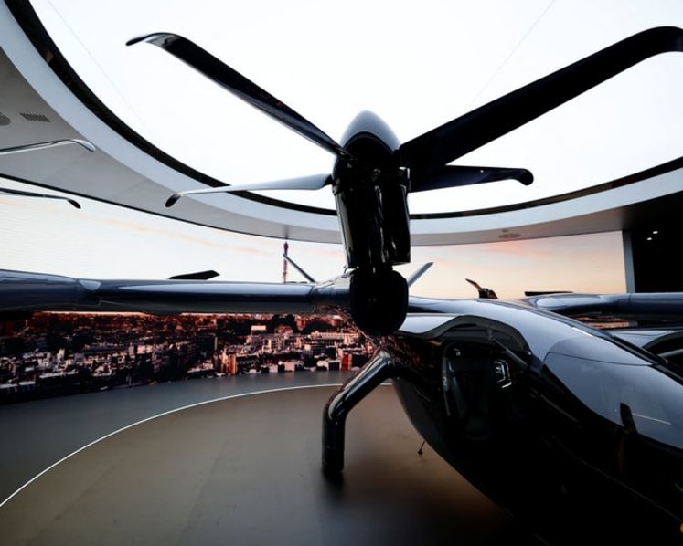 US looks to speed air taxis, supersonic planes to market