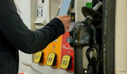 சேமிப்பைப் பயன்படுத்தினால் எண்ணெய் விலை குறையுமா?