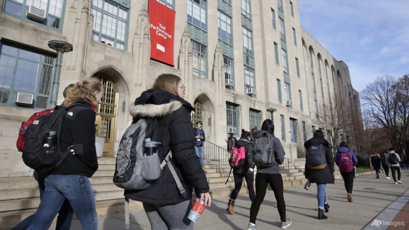 Academics challenge Florida law denying research students from China Academics challenge Florida law denying research students from China