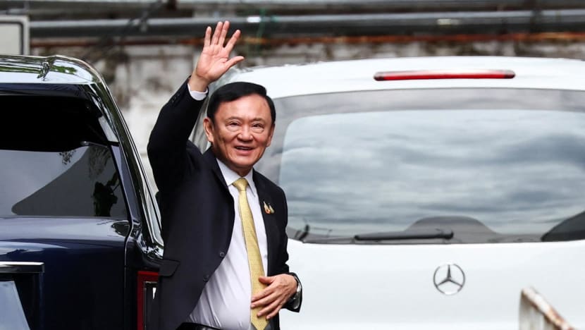 Thai court dismisses royal insult case against ex-PM Thaksin Thai court dismisses royal insult case against ex-PM Thaksin