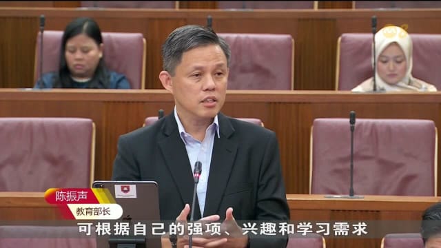 分流制度将走入历史 八成中学明年起全面科目编班