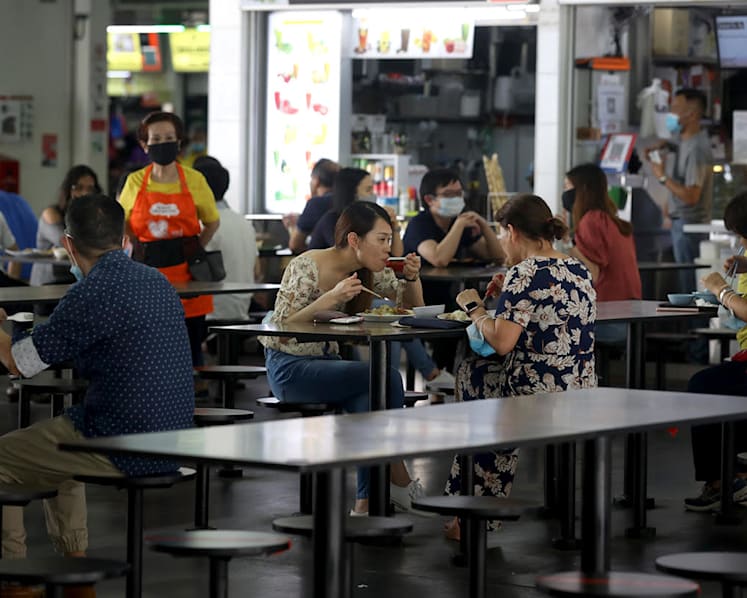 MOH reminds public that masks must be worn when dining out except only when eating, drinking