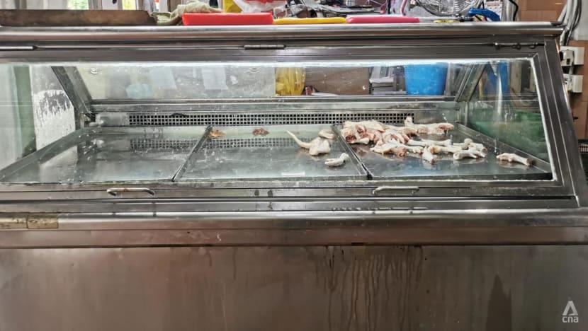 Chicken shortage at some Singapore wet markets ahead of Jun 1 Malaysia export ban Chicken shortage at some Singapore wet markets ahead of Jun 1 Malaysia export ban