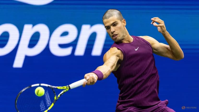 Alcaraz eases into US Open second round as Venus makes emotional exit