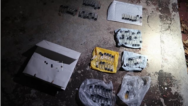 停车场持刀纠纷揭案中案 青年涉贩运丧尸烟弹被控