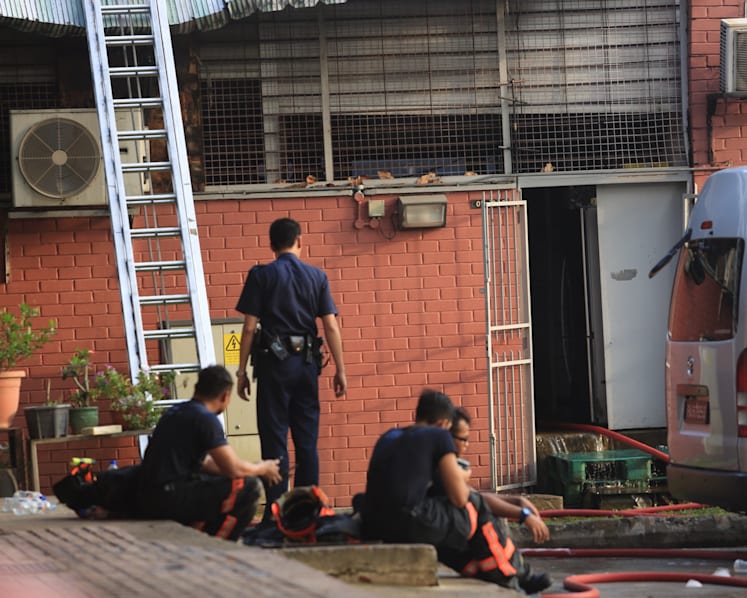 Massive fire put out at Toa Payoh Industrial Park